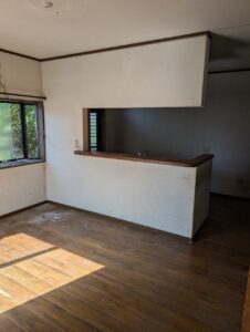 全面リノベーションの施工前の写真（LDK）